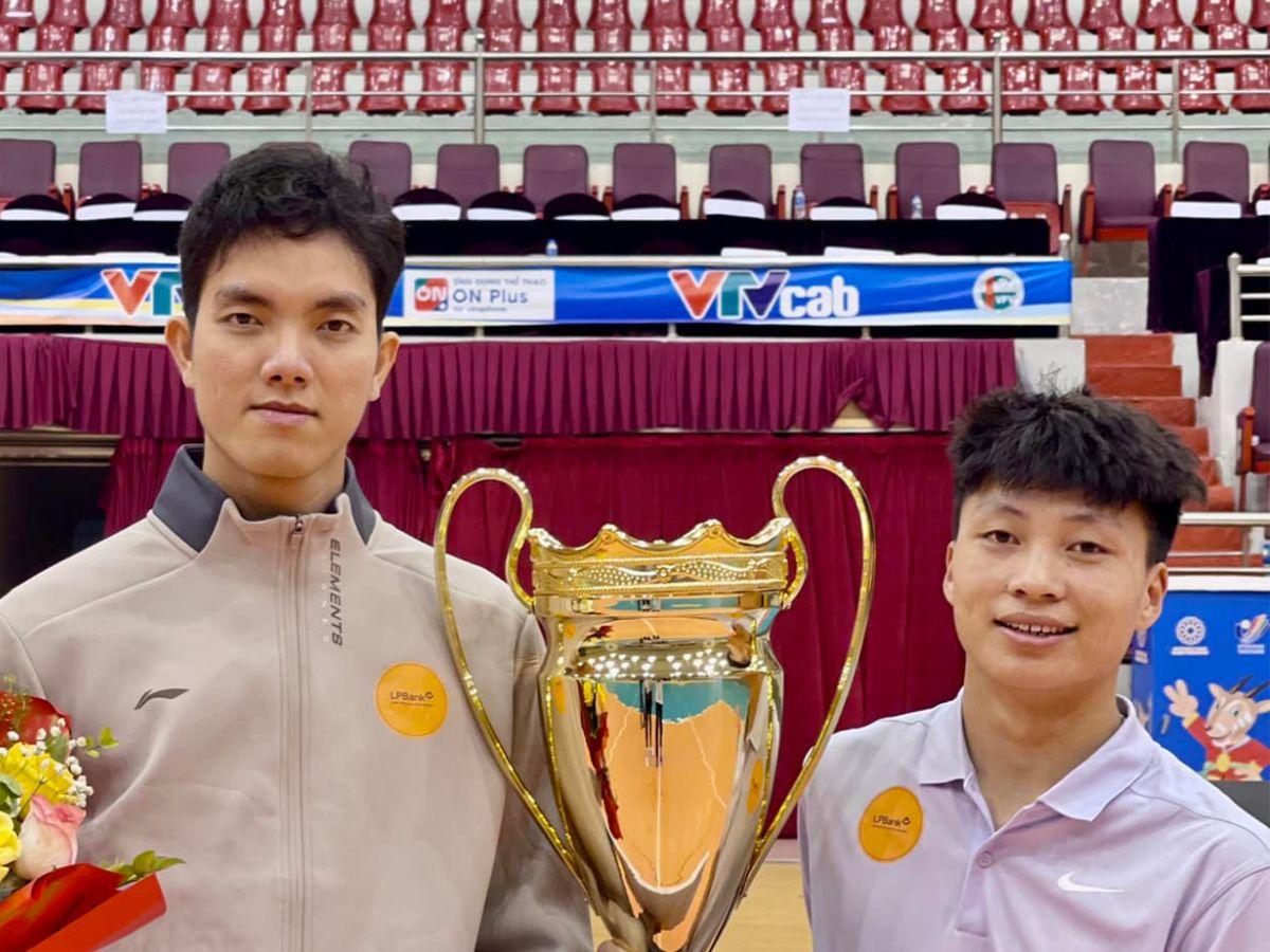 媒体上, 的重要火力