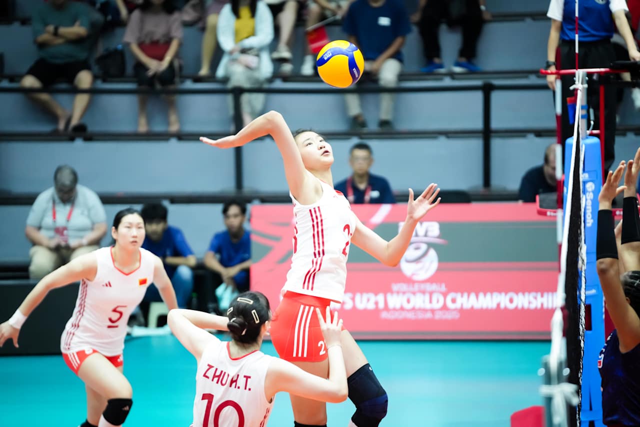 排球世锦赛, 中国队以, yid